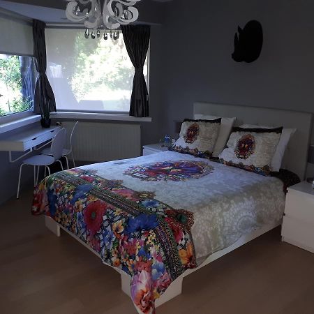 B&B Uccle Εξωτερικό φωτογραφία